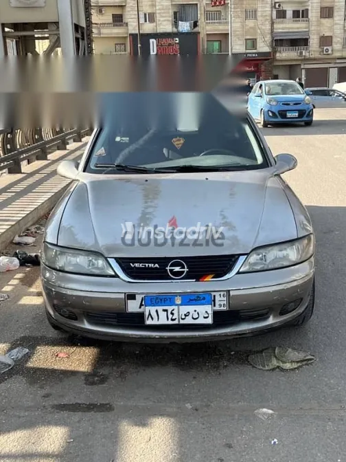 اوبل فيكترا 2003 ذهبي مستعملة للبيع - 2