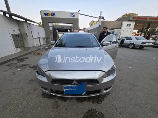 ميتسوبيشي لانسر اى اكس شارك 2015 شامبين مستعملة للبيع - 2