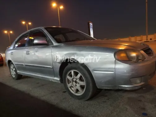 كيا سبكترا 2002 فضي مستعملة للبيع - 3