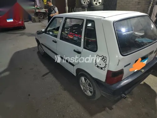 فيات اونو 1993 أبيض مستعملة للبيع - 3