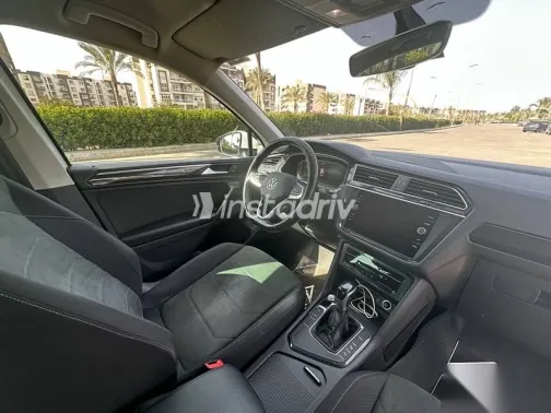 فولكس فاغن تيجون 2021 أبيض مستعملة للبيع - 2