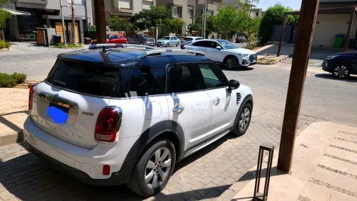 مينى كانترى مان 2019 أبيض مستعملة للبيع - 5