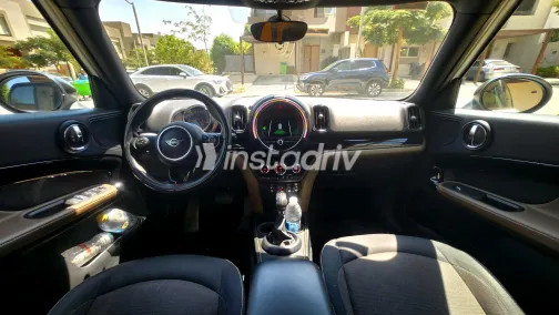 مينى كانترى مان 2019 أبيض مستعملة للبيع - 8