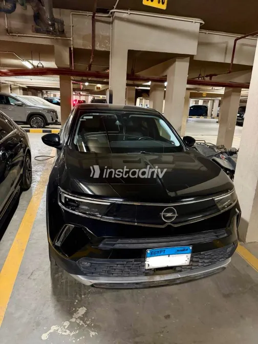 اوبل موكا 2023 أبيض مستعملة للبيع - 2