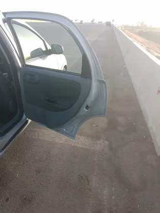 اوبل كورسا 2003 أبيض مستعملة للبيع