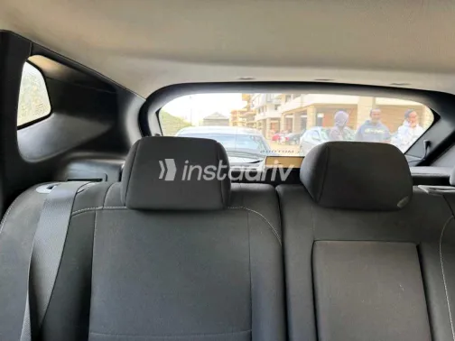 نيسان قشقاي 2021 أبيض مستعملة للبيع - 7