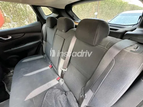 نيسان قشقاي 2021 أبيض مستعملة للبيع - 9