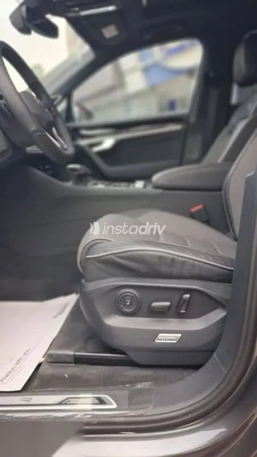 فولكس فاغن طوارق 2026 رمادي جديدة للبيع - 8