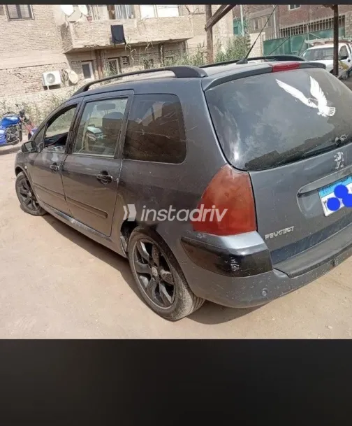 بيجو 207 SW 2008 بترولي مستعملة للبيع - 2