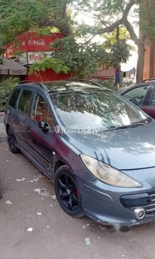 بيجو 207 SW 2008 بترولي مستعملة للبيع - 3