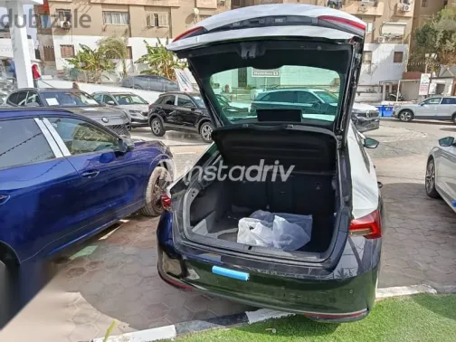 سكودا اوكتافيا 2026 أسود جديدة للبيع - 5