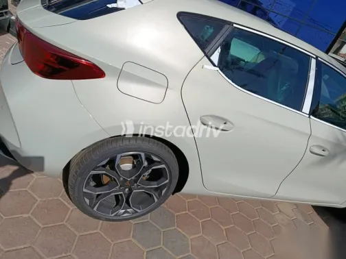Cupra Leon 2026 White New for Sale - 5