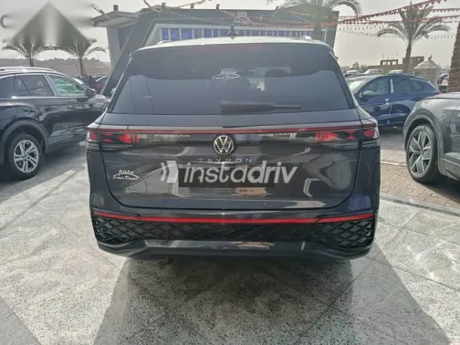 فولكس فاغن تيجون 2026 رمادي جديدة للبيع - 3