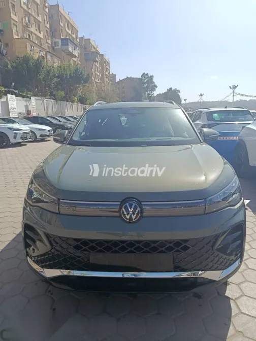 Volkswagen Tiguan 2026 Gray New for Sale - 1