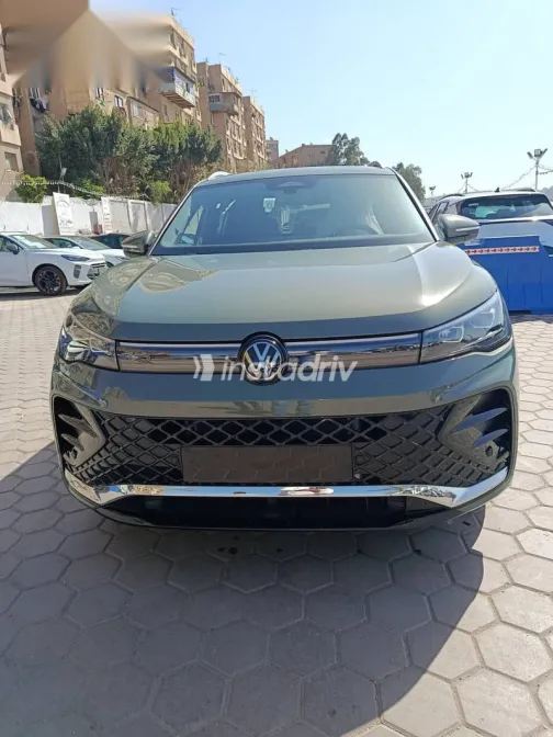 Volkswagen Tiguan 2026 Gray New for Sale - 2