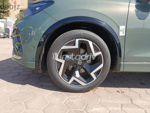 Volkswagen Tiguan 2026 Gray New for Sale - 5