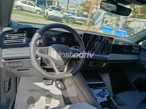 Volkswagen Tiguan 2026 Gray New for Sale - 9