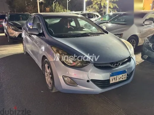 هيونداي إلنترا 2012 أزرق غامق مستعملة للبيع - 3