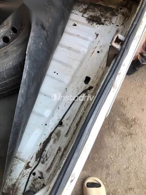 فيات 128 1989 أبيض مستعملة للبيع - 5