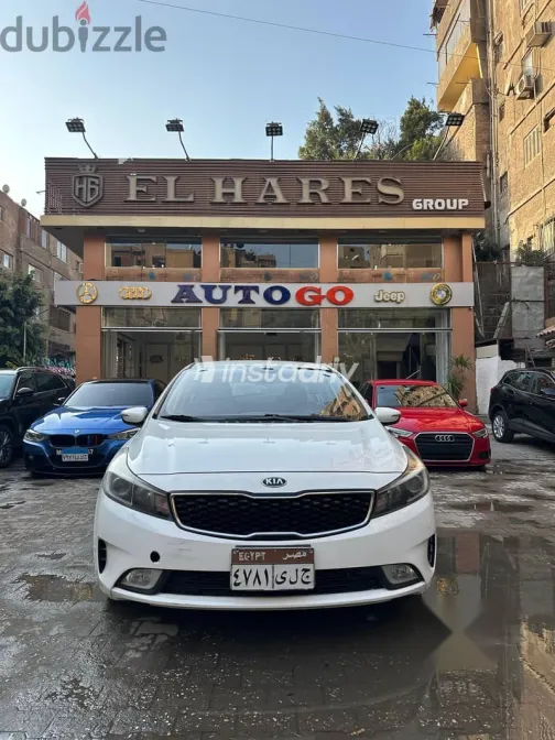 Kia Cerato 2018 White Used for Sale - 1