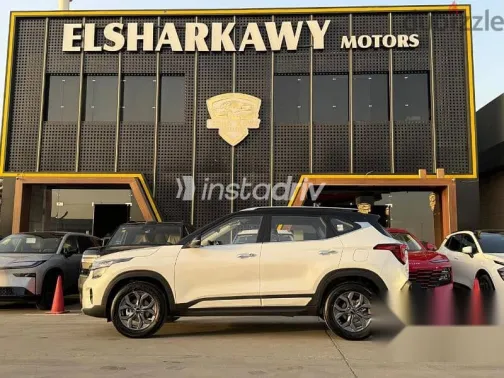 Kia Seltos 2025 White New for Sale - 5