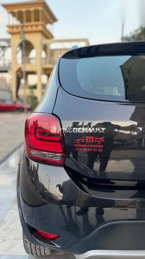 Renault Sandero 2023 Black Used for Sale - 4