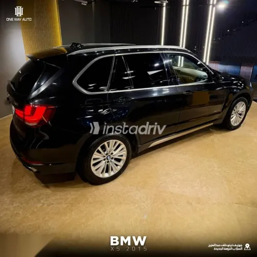 بي ام دبليو X5 2015 أسود مستعملة للبيع - 6