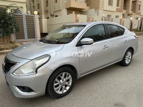 Nissan Sunny 2019 Silver Used for Sale - 3