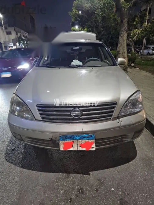 نيسان صنى 2010 بيج مستعملة للبيع - 1