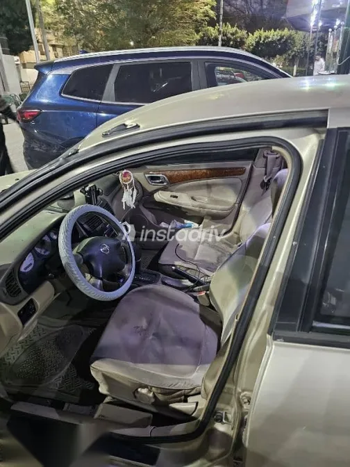 نيسان صنى 2010 بيج مستعملة للبيع - 7