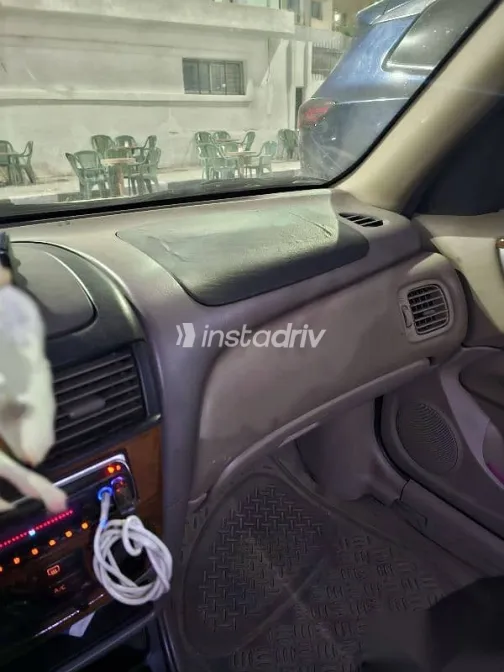 نيسان صنى 2010 بيج مستعملة للبيع - 9