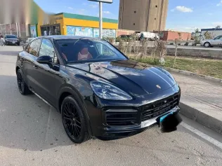 Porsche Cayenne 2022 Black Used for Sale