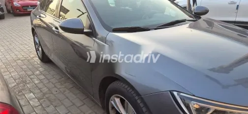 اوبل أنسيجنيا 2018 رمادي مستعملة للبيع - 1