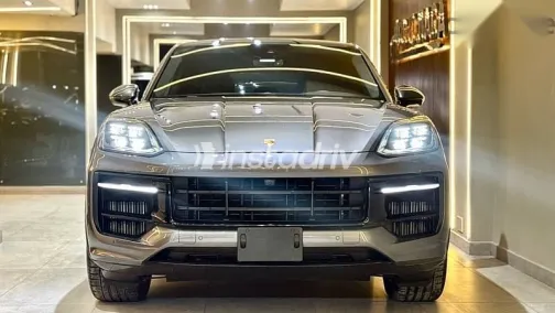 بورش كايين 2024 رمادي مستعملة للبيع - 3