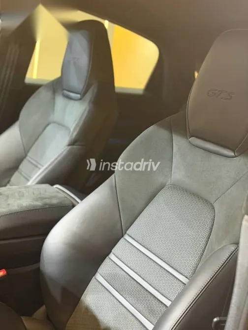 بورش كايين 2024 رمادي مستعملة للبيع - 7