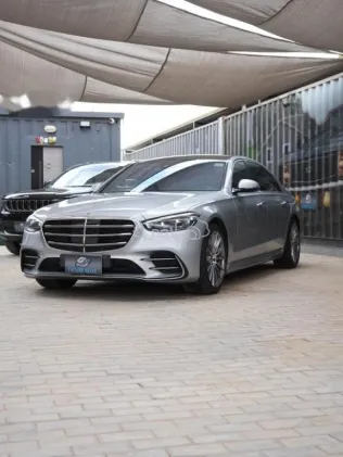 مرسيدس S 500 2021 فضي مستعملة للبيع