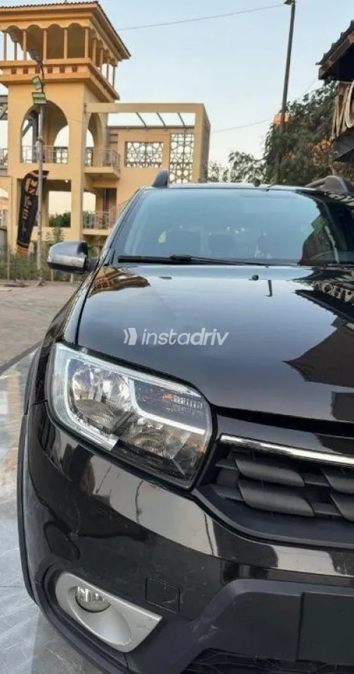 Renault Sandero Step Way 2023 Black Used for Sale - 2