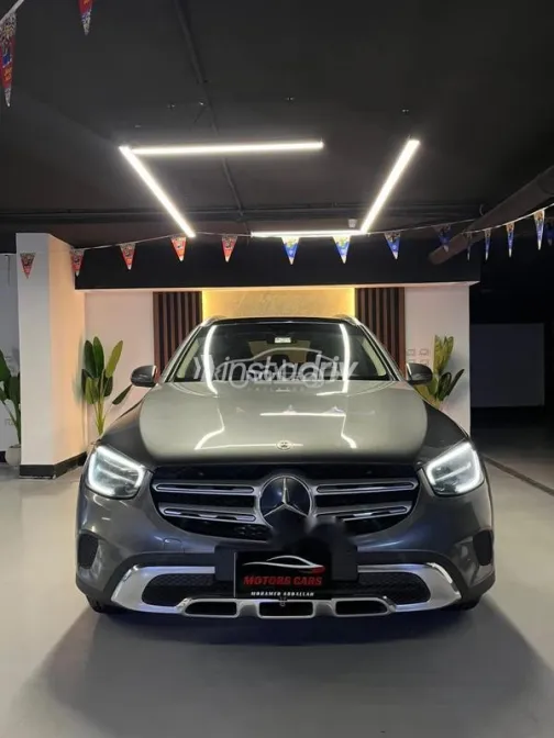 مرسيدس GLC 2021 رمادي مستعملة للبيع - 1