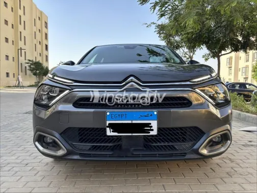 Citroën C4 2022 White Used for Sale - 1