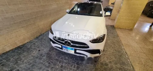 مرسيدس C 180 2023 أبيض مستعملة للبيع - 1