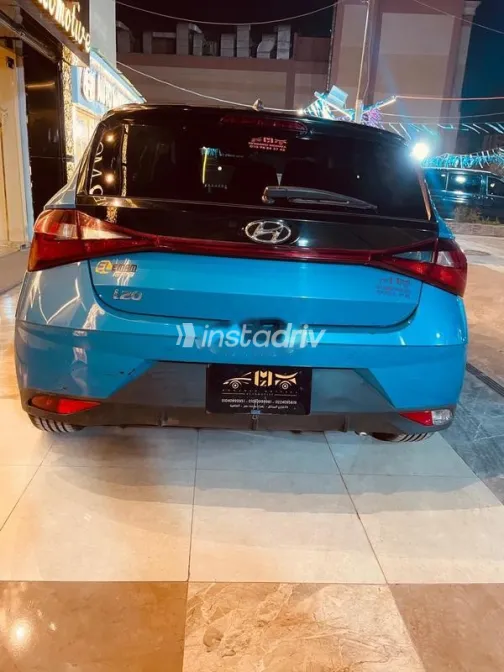 Hyundai I20 2022 Dark Blue Used for Sale - 5