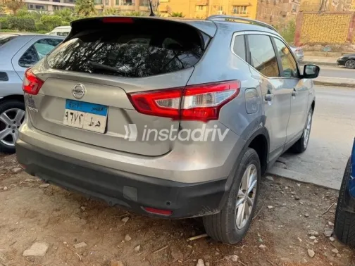 نيسان قشقاي 2018 فضي مستعملة للبيع - 4