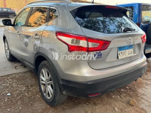 نيسان قشقاي 2018 فضي مستعملة للبيع - 5