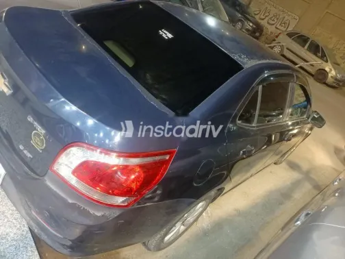 شيفروليه أوبترا 2018 أزرق غامق مستعملة للبيع - 2