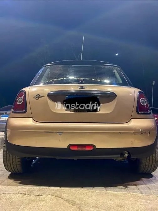 Mini Cooper 2010 Gold Used for Sale - 3
