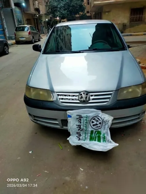 فولكس فاغن بوينتر 2004 فضي مستعملة للبيع - 5