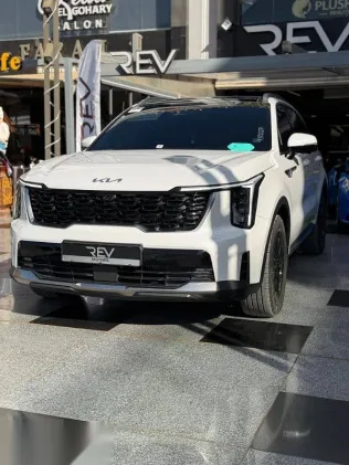 كيا سورينتو 2024 أبيض مستعملة للبيع