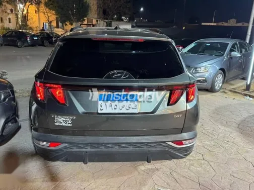 Hyundai Tucson 2021 Gray Used for Sale - 9