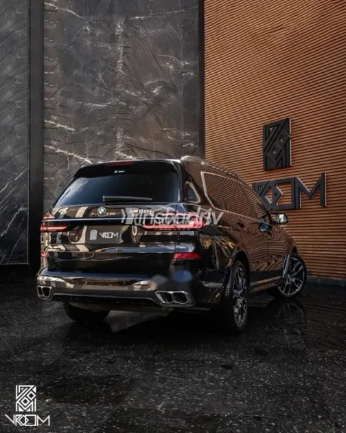 بي ام دبليو X7 2025 أسود مستعملة للبيع - 3