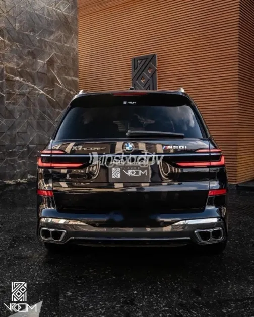 بي ام دبليو X7 2025 أسود مستعملة للبيع - 4